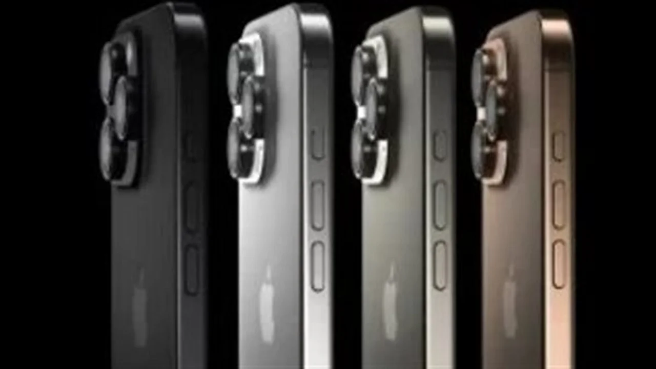 تصميم ثوري.. آيفون 18 ألترا القابل للطي يسجل رقماً قياسياً في النحافة